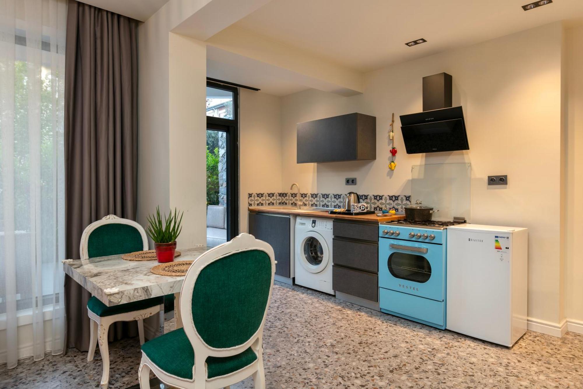 Wolf Suites Αττάλεια Εξωτερικό φωτογραφία